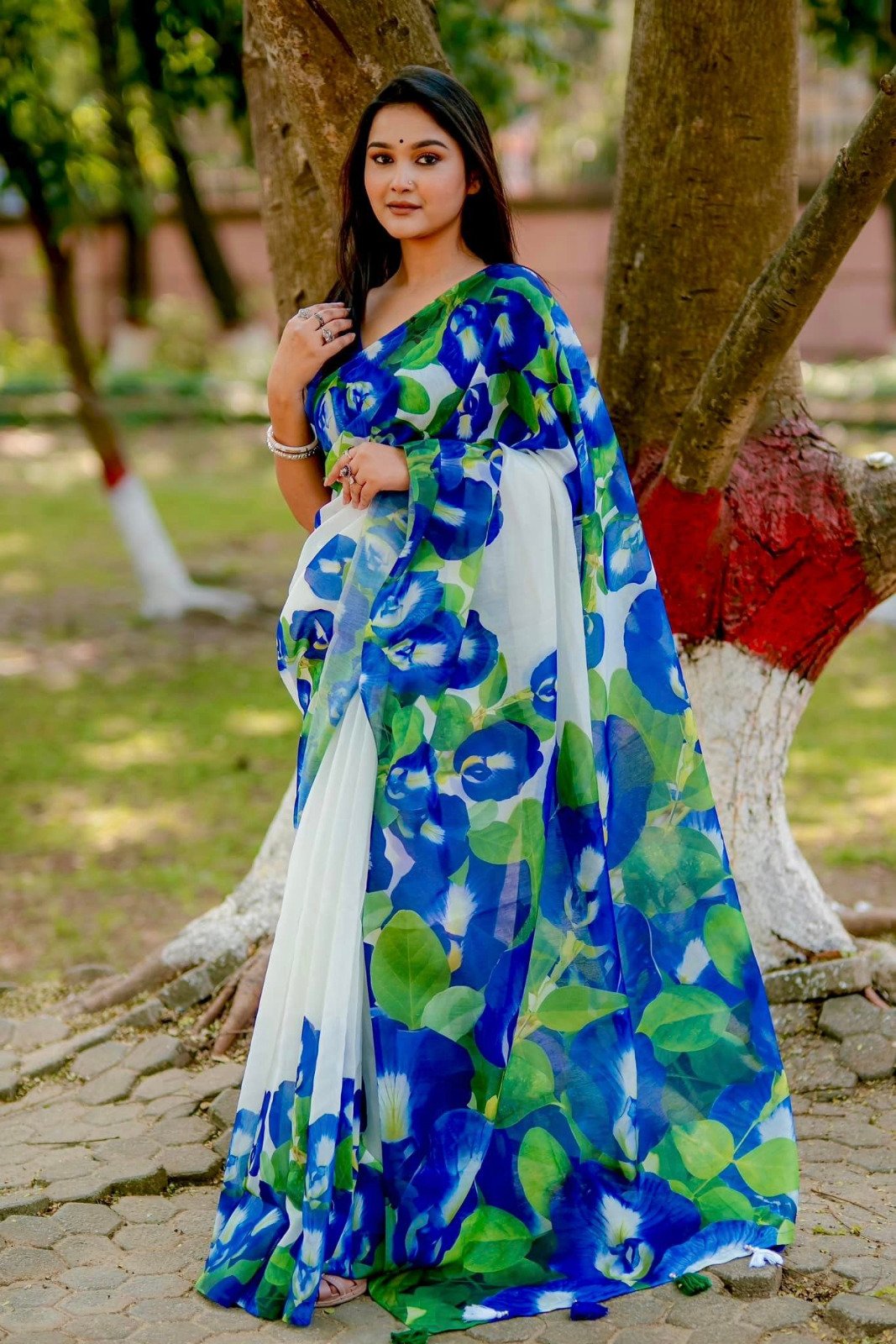 ডিজিটাল প্রিন্ট চান্দুরি সিল্ক শাড়ি